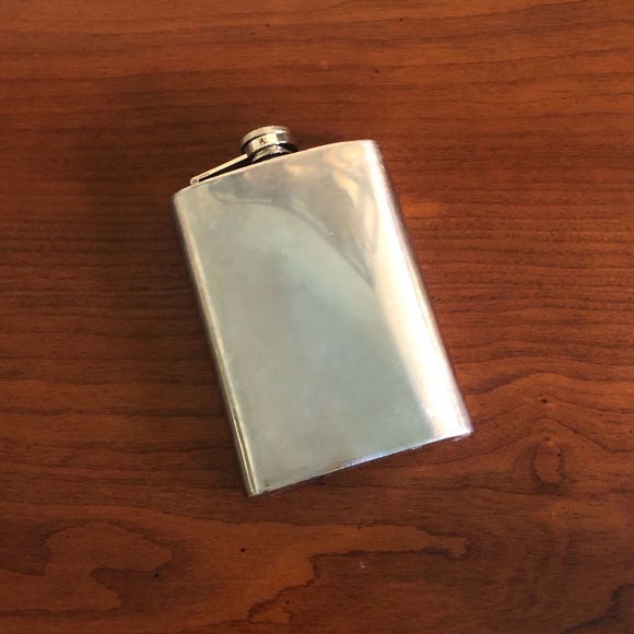Stainless Steel Flask - Picture 1 of 11